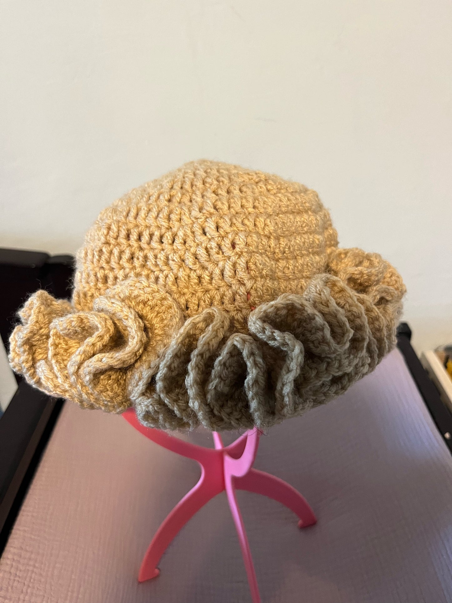 Ruffle Hat